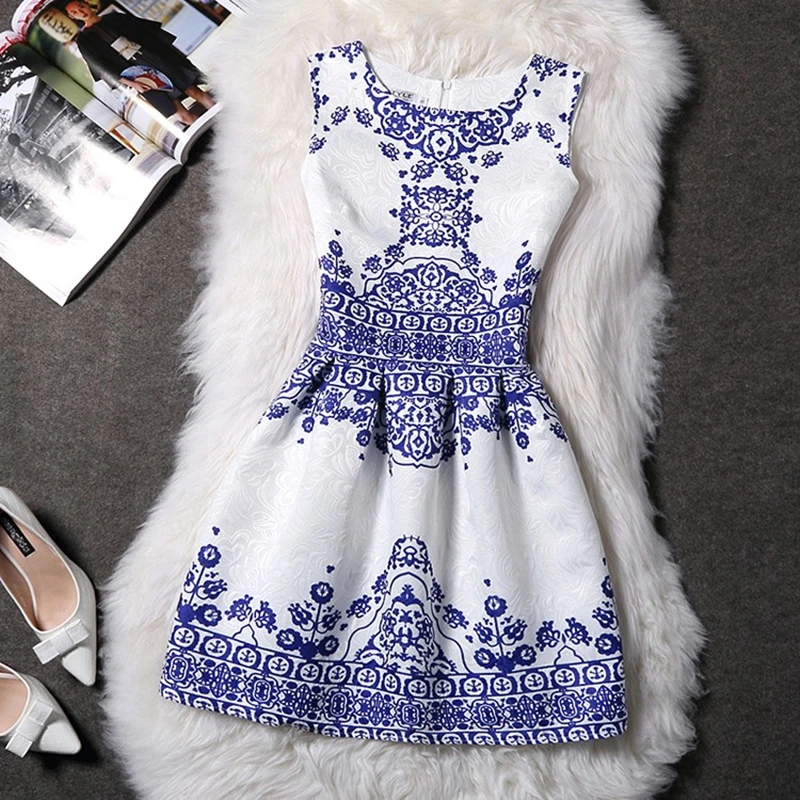 2021 New Summer Women Sleeveless Vest Dress India Vintage Print Slim A-Line Mini Dress Elegant Dress Vestidos De Festa
2021 New Summer Women Sleeveless Vest Dress India Vintage Print Slim A-Line Mini Dress Elegant Dress Vestidos De Festa
