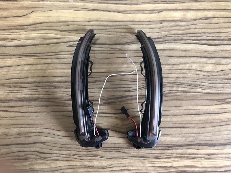 LED Turn Signal blink Side Mirror Lights indicator flasher For Audi A4 A5 B9 RS5 Dynamic Blinke 2017 2018 2019
LED Turn Signal blink Side Mirror Lights indicator flasher For Audi A4 A5 B9 RS5 Dynamic Blinke 2017 2018 2019