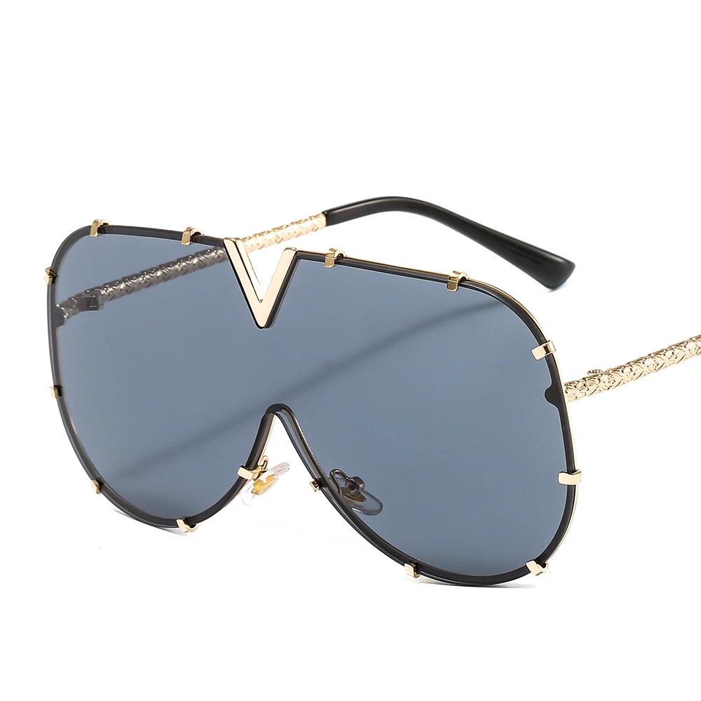 2021 New Fashion One Piece Shield Sunglasses For Women Vintage Oversized Paw Sun Glasses Men Uv400 Hip Hop Punk Eyewear Black
2021 New Fashion One Piece Shield Sunglasses For Women Vintage Oversized Paw Sun Glasses Men Uv400 Hip Hop Punk Eyewear Black