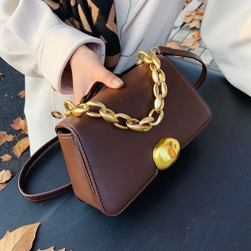 Маленькая сумка-тоут на цепочке, 2021, женская дизайнерская сумка из высококачественной искусственной кожи, винтажная сумка через плечо, сумо...
Маленькая сумка-тоут на цепочке, 2021, женская дизайнерская сумка из высококачественной искусственной кожи, винтажная сумка через плечо, сумо...