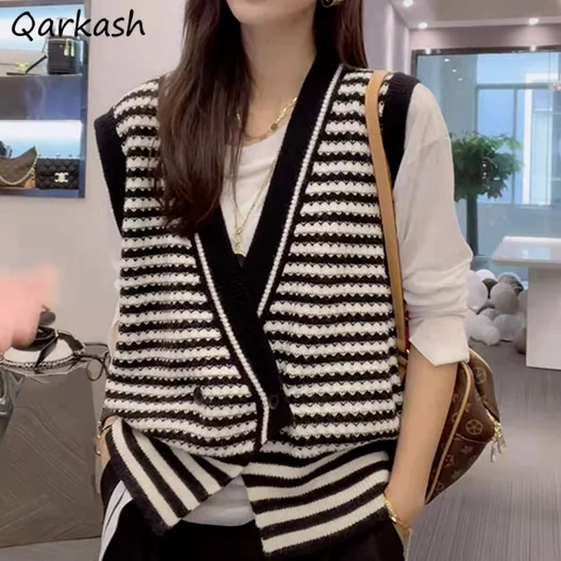 Sweater Vests Women Striped High Street Unisex Vintage Stylish Fit Korean Feminine Knitting New Collection Student Irregular Ins
Sweater Vests Women Striped High Street Unisex Vintage Stylish Fit Korean Feminine Knitting New Collection Student Irregular Ins
