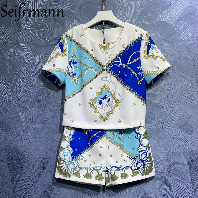 Женский костюм-двойка Seifrman, модельный комплект из двух предметов: футболка с коротким рукавом с кристаллами и шорты с высокой талией и принт...
Женский костюм-двойка Seifrman, модельный комплект из двух предметов: футболка с коротким рукавом с кристаллами и шорты с высокой талией и принт...