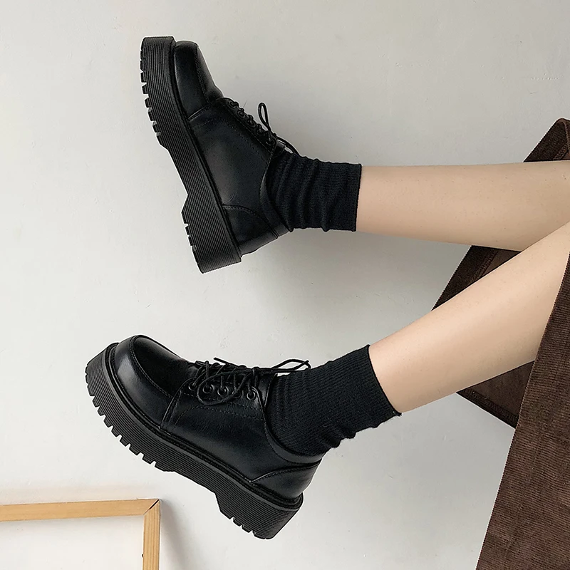 Spring Autumn Women Oxford Shoes Flat on Platform Casual Shoes Black Lace Up Leather Shoes Sewing Round Toe zapatos mujer 8901N
Spring Autumn Women Oxford Shoes Flat on Platform Casual Shoes Black Lace Up Leather Shoes Sewing Round Toe zapatos mujer 8901N