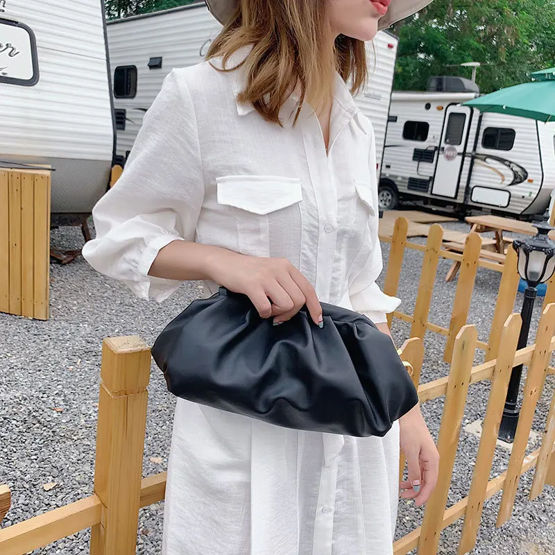 Pack Women's Large Capacity 2019 New Shoulder Bag Fashion Slung Women Bag Purses and Handbags
Pack Women's Large Capacity 2019 New Shoulder Bag Fashion Slung Women Bag Purses and Handbags