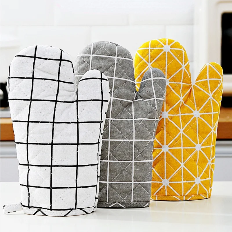Gloves oven baking anti scalding and heat insulation thickened high temperature resistant kitchen steamer special gloves for
Gloves oven baking anti scalding and heat insulation thickened high temperature resistant kitchen steamer special gloves for