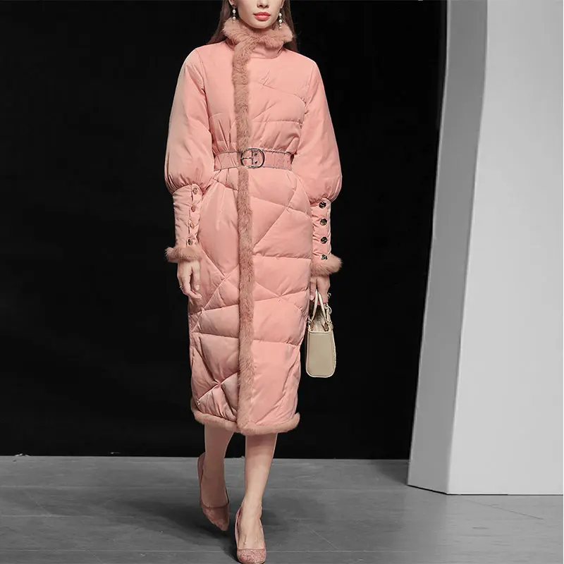 Женское зимнее легкое пуховое розовое пальто с поясом, приталенные пальто и куртки «рыбий хвост»
Женское зимнее легкое пуховое розовое пальто с поясом, приталенные пальто и куртки «рыбий хвост»