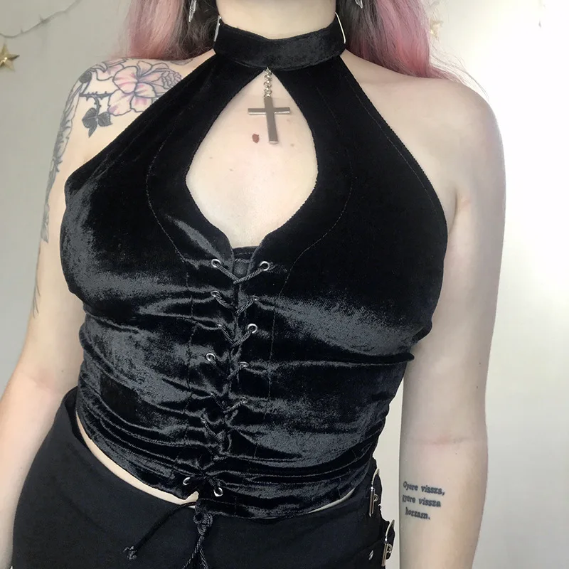 European and American Sexy Black Neckband Cross Pendant Women's Suede Hollow Out Sleeveless Vest Plus Size Clothing for Women
European and American Sexy Black Neckband Cross Pendant Women's Suede Hollow Out Sleeveless Vest Plus Size Clothing for Women