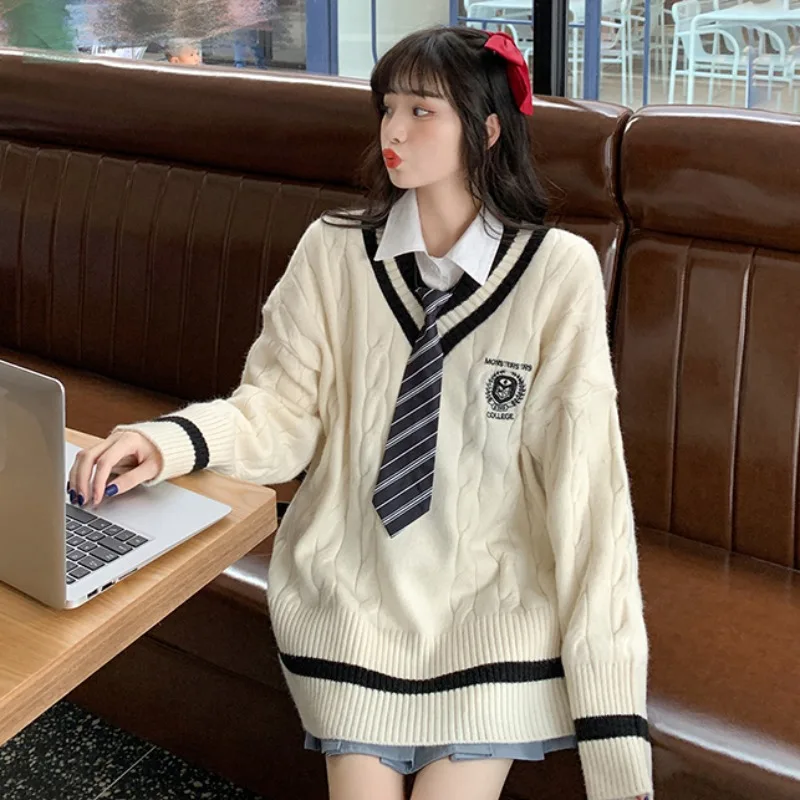 2020 Autumn Winter V-neck Long Sleeve Sweater Women Loose Pullovers And Sweaters Preppy Style Female Knitted Casual Sweater Coat
2020 Autumn Winter V-neck Long Sleeve Sweater Women Loose Pullovers And Sweaters Preppy Style Female Knitted Casual Sweater Coat