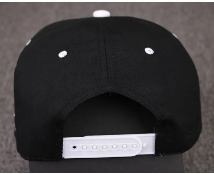 Man Woman Flat Brim Snapback Cap Star of David Baseball Cap Cool Hip Hop Street Cap Skateboard Dancing Hat Couple School Hat 
Man Woman Flat Brim Snapback Cap Star of David Baseball Cap Cool Hip Hop Street Cap Skateboard Dancing Hat Couple School Hat