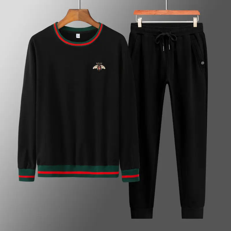 Little Bee Embroidered Sports Suit Men's Spring and Autumn New Thin Cotton Casual Sweater Two Piece Suit
Little Bee Embroidered Sports Suit Men's Spring and Autumn New Thin Cotton Casual Sweater Two Piece Suit