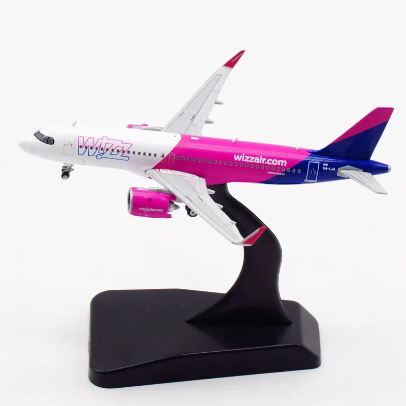 Diecast 1/400 Scale A320 NEO HA-LJA WIZZ Air airline Aircraft 320 Plane Model Airplanes collectible show model Toy
Diecast 1/400 Scale A320 NEO HA-LJA WIZZ Air airline Aircraft 320 Plane Model Airplanes collectible show model Toy