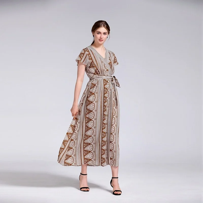 2021 New V-neck Printing Lace Waist Slim Floral Long Skirt 
2021 New V-neck Printing Lace Waist Slim Floral Long Skirt