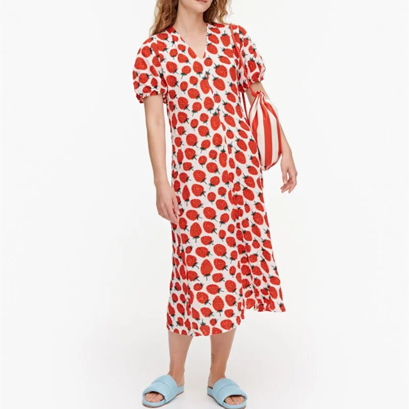 Women V-Neck Strawberry Print Dress 2021 Fashion Style Puff Sleeve Elegant Ladies Long Dresses Robe Holiday
Women V-Neck Strawberry Print Dress 2021 Fashion Style Puff Sleeve Elegant Ladies Long Dresses Robe Holiday