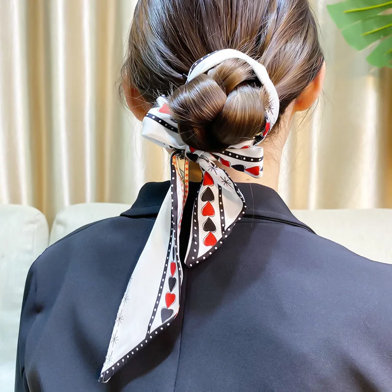 New Silk Scarf Letter Hair Scarf For Women Girls Ribbon Hair Ties Lady Headband Hairbands Bandana Handkerchief Hair Accessories
New Silk Scarf Letter Hair Scarf For Women Girls Ribbon Hair Ties Lady Headband Hairbands Bandana Handkerchief Hair Accessories