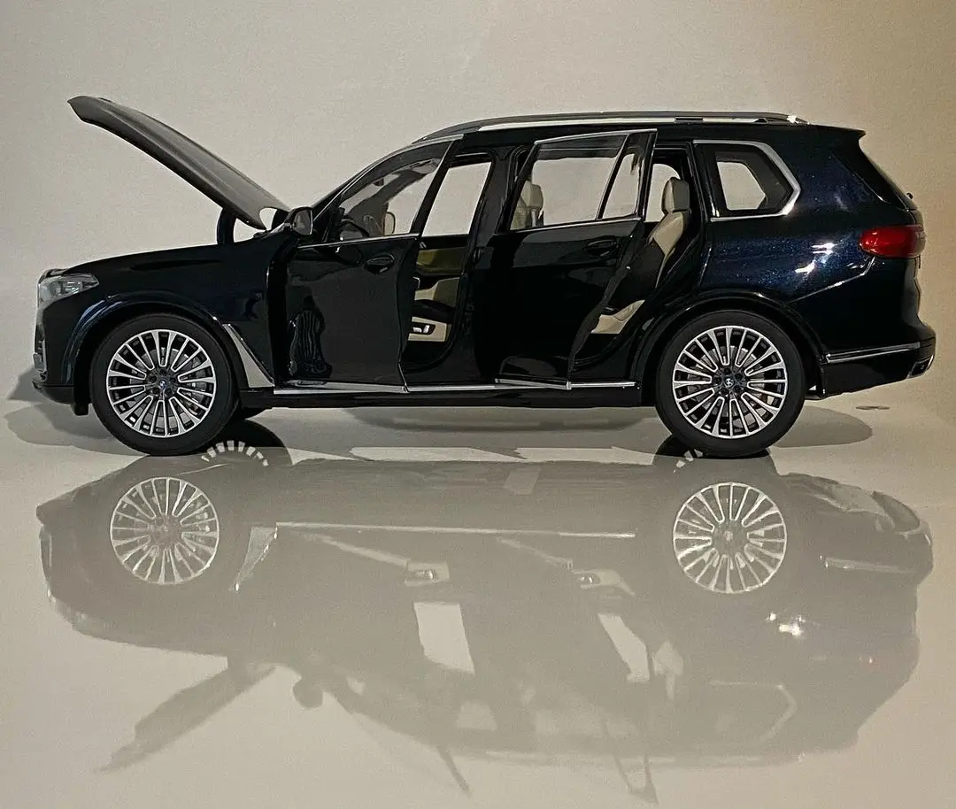 NEW 1:24 BMW X7 SUV Alloy Car Diecasts & Toy Vehicles Toy Car Metal Collection Model Car High Simulation Toys For Children Gifts
NEW 1:24 BMW X7 SUV Alloy Car Diecasts & Toy Vehicles Toy Car Metal Collection Model Car High Simulation Toys For Children Gifts