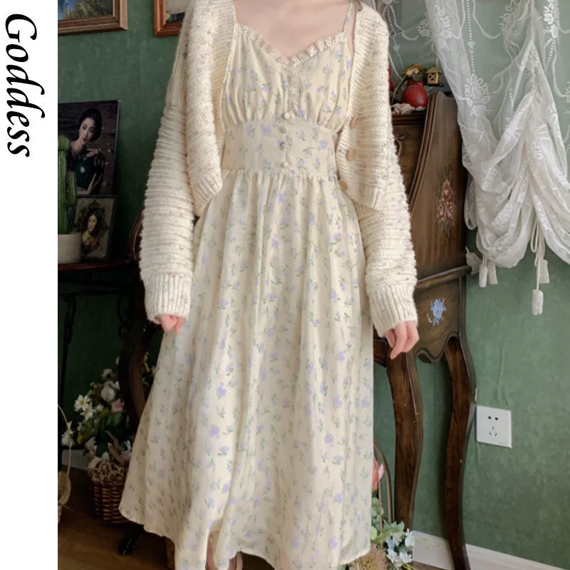 Women Korean Casual Vintage Lace Long Dress Elegant Floral Strap Dress Female Sweet Slim Party Besch Fairy Dress Summer 2021 New 
Women Korean Casual Vintage Lace Long Dress Elegant Floral Strap Dress Female Sweet Slim Party Besch Fairy Dress Summer 2021 New