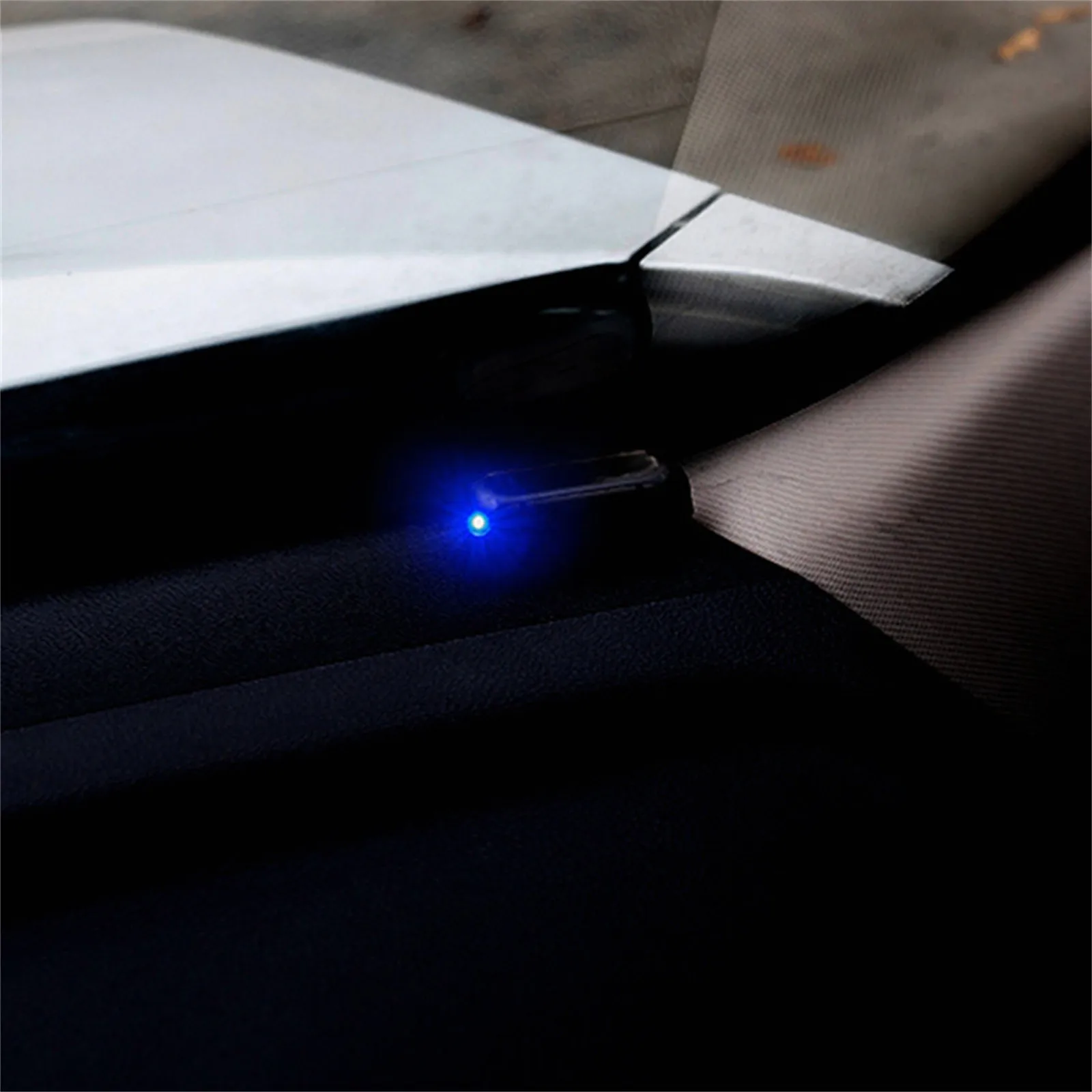 Solar Car Dummy Alarm LED Light, Simulated Imitation Security System Anti-Theft Flashing Blinking Lamp Warning Anti-Theft LED
Solar Car Dummy Alarm LED Light, Simulated Imitation Security System Anti-Theft Flashing Blinking Lamp Warning Anti-Theft LED