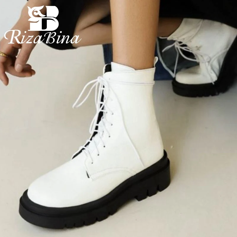 RIZABINA Ankle Boots 2022 New Shoes Flat Heel Round Toe Short Boot Solid Color All-Match Classical Women Footwear Size 35-43
RIZABINA Ankle Boots 2022 New Shoes Flat Heel Round Toe Short Boot Solid Color All-Match Classical Women Footwear Size 35-43
