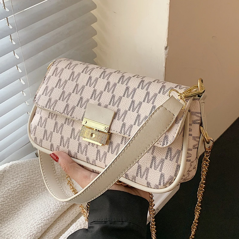 Квадратная сумка для подмышек контрастных цветов, Новинка лета 2021, женская дизайнерская сумка из высококачественной искусственной кожи, су...
Квадратная сумка для подмышек контрастных цветов, Новинка лета 2021, женская дизайнерская сумка из высококачественной искусственной кожи, су...