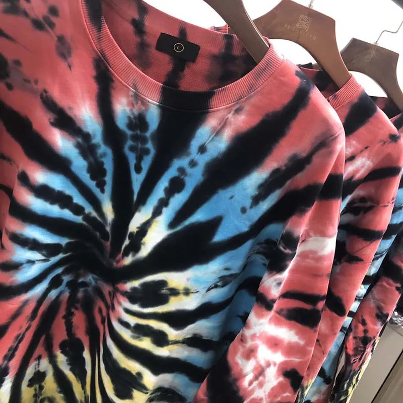 UNCLEDONJM Vnintage Tie dyed Harajuku Swatshirts Hip Hop Streetwear Hoodies 2020 Autumn Casual Loose fit Sweatshirts BE-3326
UNCLEDONJM Vnintage Tie dyed Harajuku Swatshirts Hip Hop Streetwear Hoodies 2020 Autumn Casual Loose fit Sweatshirts BE-3326