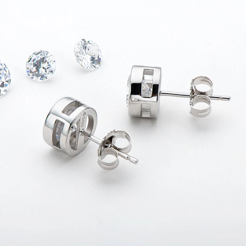 Knobspin 100% 925 Sterling Silver Real 0.5 Carat D Color Moissanite Wedding Stud Earrings For Women Party Fine Jewelry Gift
Knobspin 100% 925 Sterling Silver Real 0.5 Carat D Color Moissanite Wedding Stud Earrings For Women Party Fine Jewelry Gift