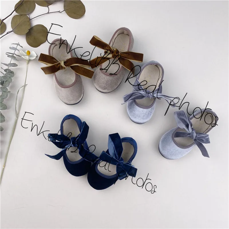 Clearance Kids Party Shoes Casual Style Velvet Made High Quality Toddler Girl Shoe Bow Tie Design Lovely , Have Tag
Clearance Kids Party Shoes Casual Style Velvet Made High Quality Toddler Girl Shoe Bow Tie Design Lovely , Have Tag
