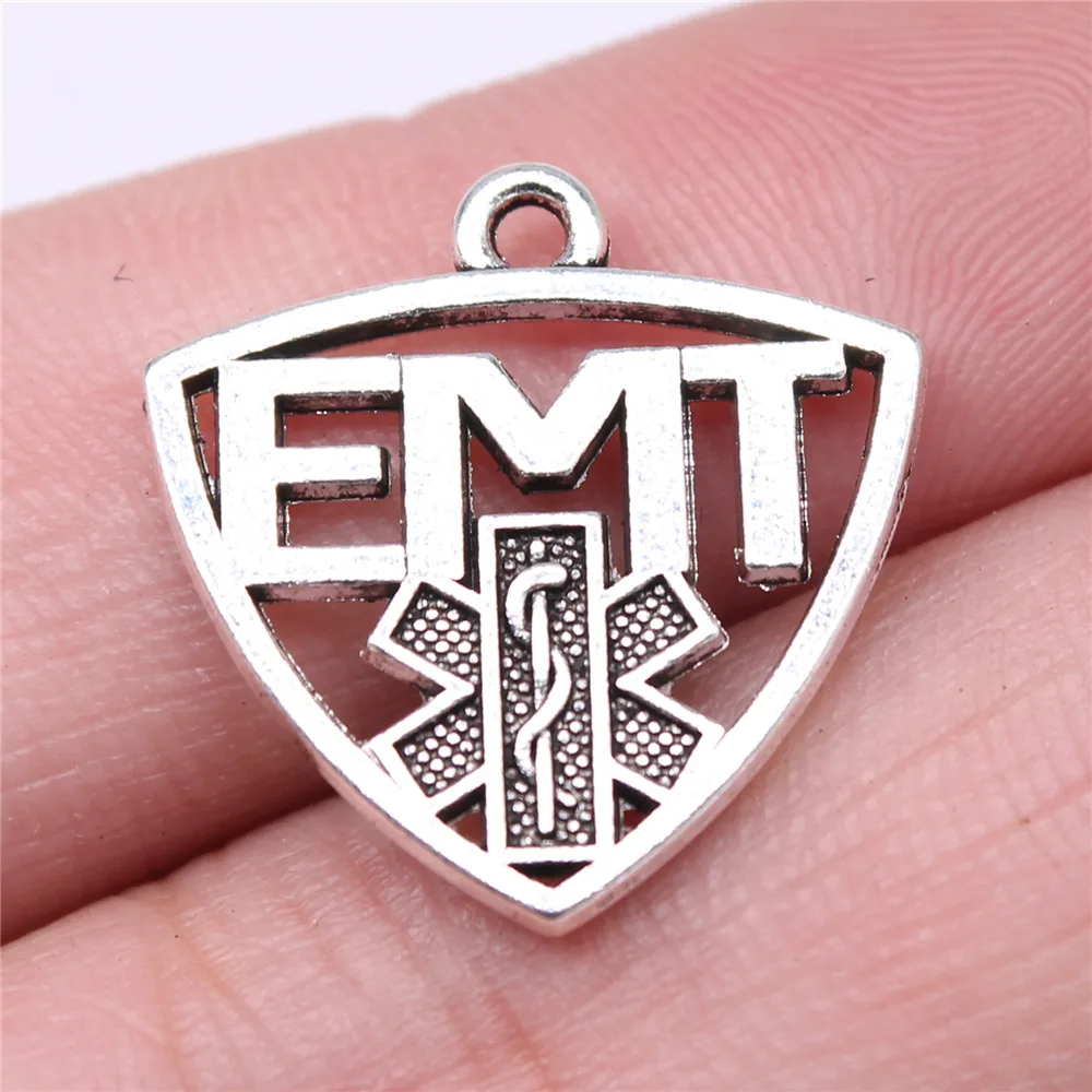 10pcs 20x20mm Antique Silver Color Ambulanceman Emt Charms For Jewelry Making B16177
10pcs 20x20mm Antique Silver Color Ambulanceman Emt Charms For Jewelry Making B16177