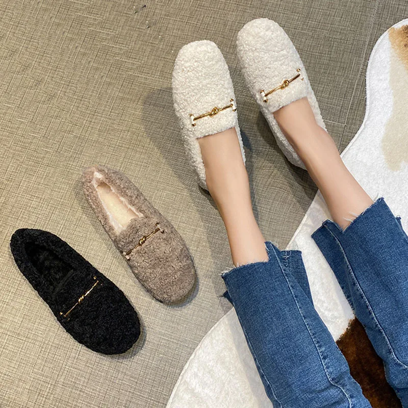 Metal decoration lamb fur flats cotton slip on moccasins shallow round toe loafers 2021winter curly furry women shoes 33-43
Metal decoration lamb fur flats cotton slip on moccasins shallow round toe loafers 2021winter curly furry women shoes 33-43