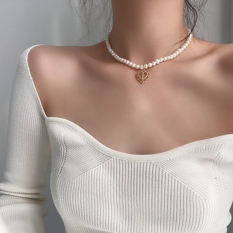 Korean Heart Pearl Necklace for Women Vintage Statement Pearl Choker Necklaces Elegant Wedding Collar Jewelry
Korean Heart Pearl Necklace for Women Vintage Statement Pearl Choker Necklaces Elegant Wedding Collar Jewelry