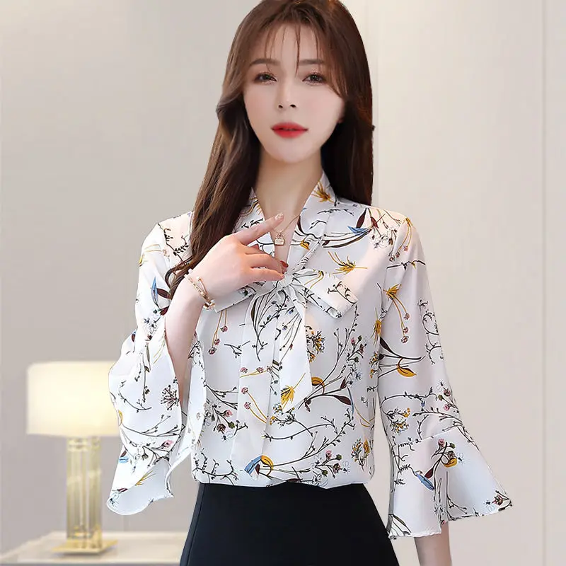 Summer Women'S New Short-Sleeved Chiffon Shirt Tops With Trumpet Sleeves Slimming Bottoming
Summer Women'S New Short-Sleeved Chiffon Shirt Tops With Trumpet Sleeves Slimming Bottoming