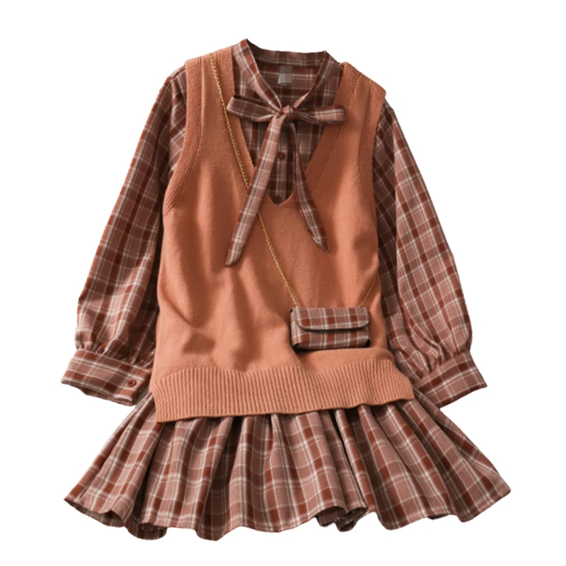 Suit female 2020 new bow collar plaid short dresses loose thin sweater vest jacket 
Suit female 2020 new bow collar plaid short dresses loose thin sweater vest jacket