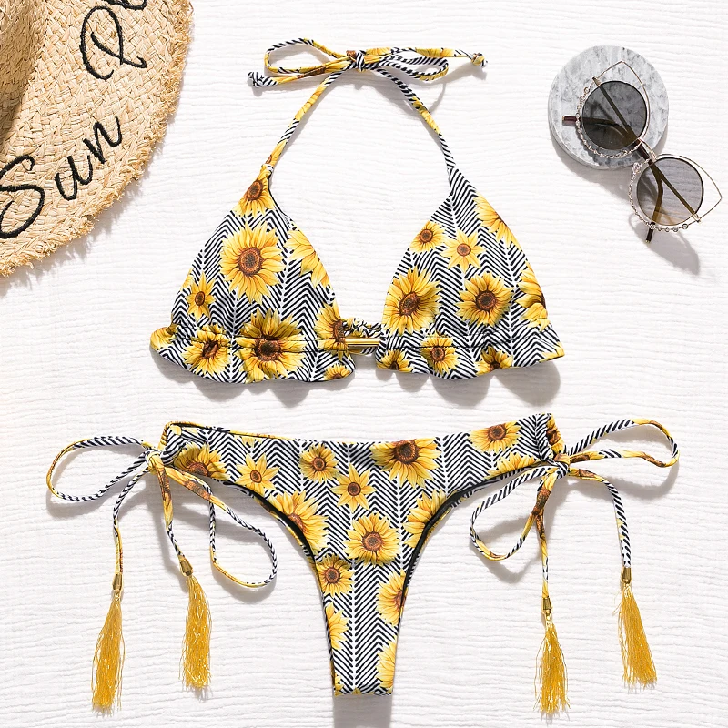 Tassel leaves print woman swimsuit 2020 new Sexy brazilian bikini thong bathing suit Halter triangle swimwear women micro biquin
Tassel leaves print woman swimsuit 2020 new Sexy brazilian bikini thong bathing suit Halter triangle swimwear women micro biquin