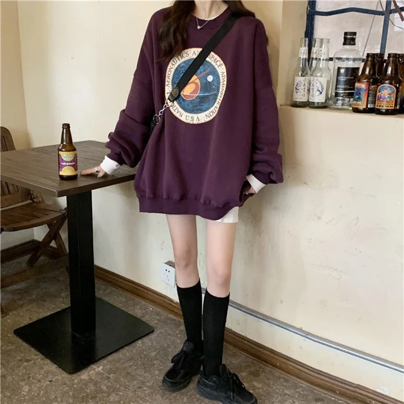 2021Sweatshirt Women Korean Winter Casual Fashion Printing Thick Pullover O Neck Loose Fleece Oversize Women Sweatshirt
2021Sweatshirt Women Korean Winter Casual Fashion Printing Thick Pullover O Neck Loose Fleece Oversize Women Sweatshirt