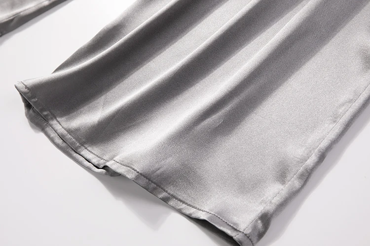 Women's 100% Pure Silk Satin Gray Elastic Waist Wide Leg Cropped Pants Trousers JN441
Women's 100% Pure Silk Satin Gray Elastic Waist Wide Leg Cropped Pants Trousers JN441