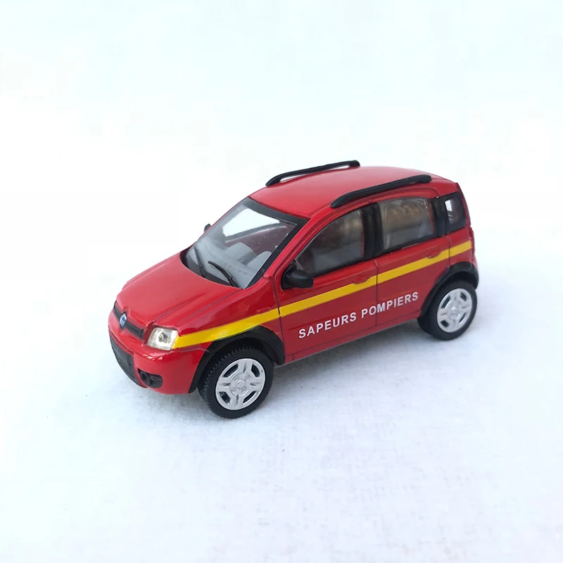 1:43 сплав Renault Игрушечная модель автомобиля 7 см металлическая игрушка Литье под давлением Миниатюрная игрушка статическая модель сцены кол...
1:43 сплав Renault Игрушечная модель автомобиля 7 см металлическая игрушка Литье под давлением Миниатюрная игрушка статическая модель сцены кол...
