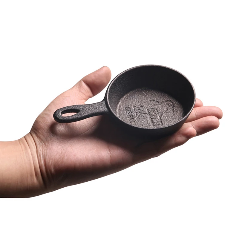 8.5Cm Gietijzeren Koekenpan, Non-stick Mini Ei Koekenpan Voor Gas Inductie Kookplaat, keuken Koken Gereedschap Kookgerei
8.5Cm Gietijzeren Koekenpan, Non-stick Mini Ei Koekenpan Voor Gas Inductie Kookplaat, keuken Koken Gereedschap Kookgerei