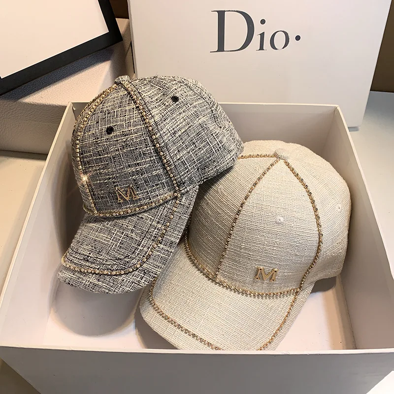 2021 Spring New Women Rhinestone Letter M Baseball Caps Adjustable Hip Hop Fashion Shiny Hats Outdoor Travel All-match Caps
2021 Spring New Women Rhinestone Letter M Baseball Caps Adjustable Hip Hop Fashion Shiny Hats Outdoor Travel All-match Caps