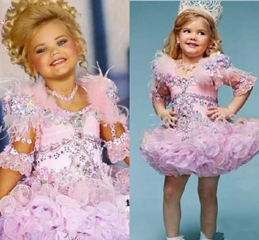 Lovely Eden Wood Pink Baby Toddler Pageant Dresses For Girls Glitz Rhinestones Ball Gown Pink Feathered flower girls dress
Lovely Eden Wood Pink Baby Toddler Pageant Dresses For Girls Glitz Rhinestones Ball Gown Pink Feathered flower girls dress