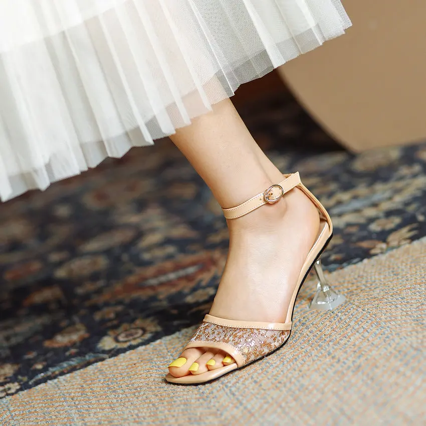 QUTAA 2021 Ankle Strap Buckle Sexy High Heels Patchwork Mesh Patent Leather Women Shoes Summer Open Toe Sandals Big Size 34-43
QUTAA 2021 Ankle Strap Buckle Sexy High Heels Patchwork Mesh Patent Leather Women Shoes Summer Open Toe Sandals Big Size 34-43
