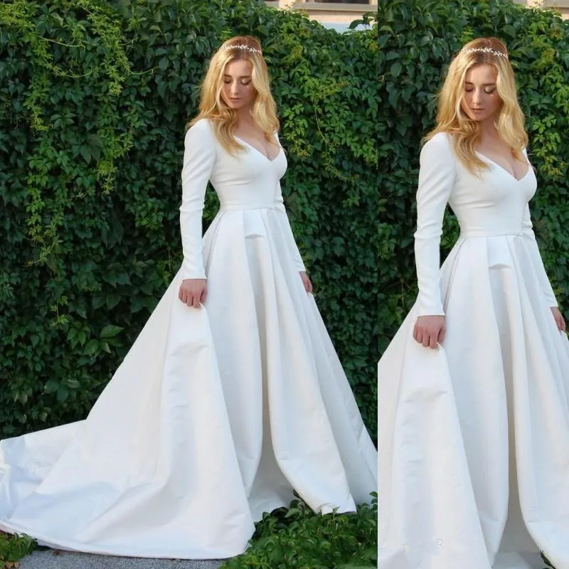 Simple Stain Long Sleeves Wedding Dresses 2020 V Neck Simple Garden Country Beach Bridal Gowns Plus Size Bride Dress
Simple Stain Long Sleeves Wedding Dresses 2020 V Neck Simple Garden Country Beach Bridal Gowns Plus Size Bride Dress