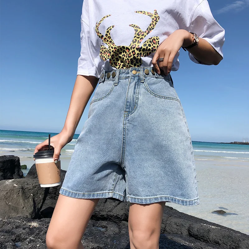 Casual 5XL Plus Size Denim Shorts Jeans Woman Jean Shorts Women Summer High Waist Short Feminino Spodenki Damskie
Casual 5XL Plus Size Denim Shorts Jeans Woman Jean Shorts Women Summer High Waist Short Feminino Spodenki Damskie