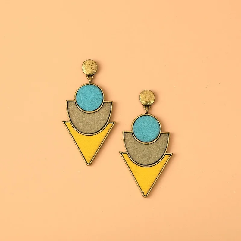 2021 Wholesale French Style New Retro Simple Geometric Irregular Pattern Temperament Creative Earrings for Female Jewelry
2021 Wholesale French Style New Retro Simple Geometric Irregular Pattern Temperament Creative Earrings for Female Jewelry