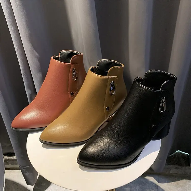 2021 Winter New Women's Leather Boots, Women's Shoes, Faux Short Plush Thick Heel Mid-heel Pointed Toe Women's Boots
2021 Winter New Women's Leather Boots, Women's Shoes, Faux Short Plush Thick Heel Mid-heel Pointed Toe Women's Boots