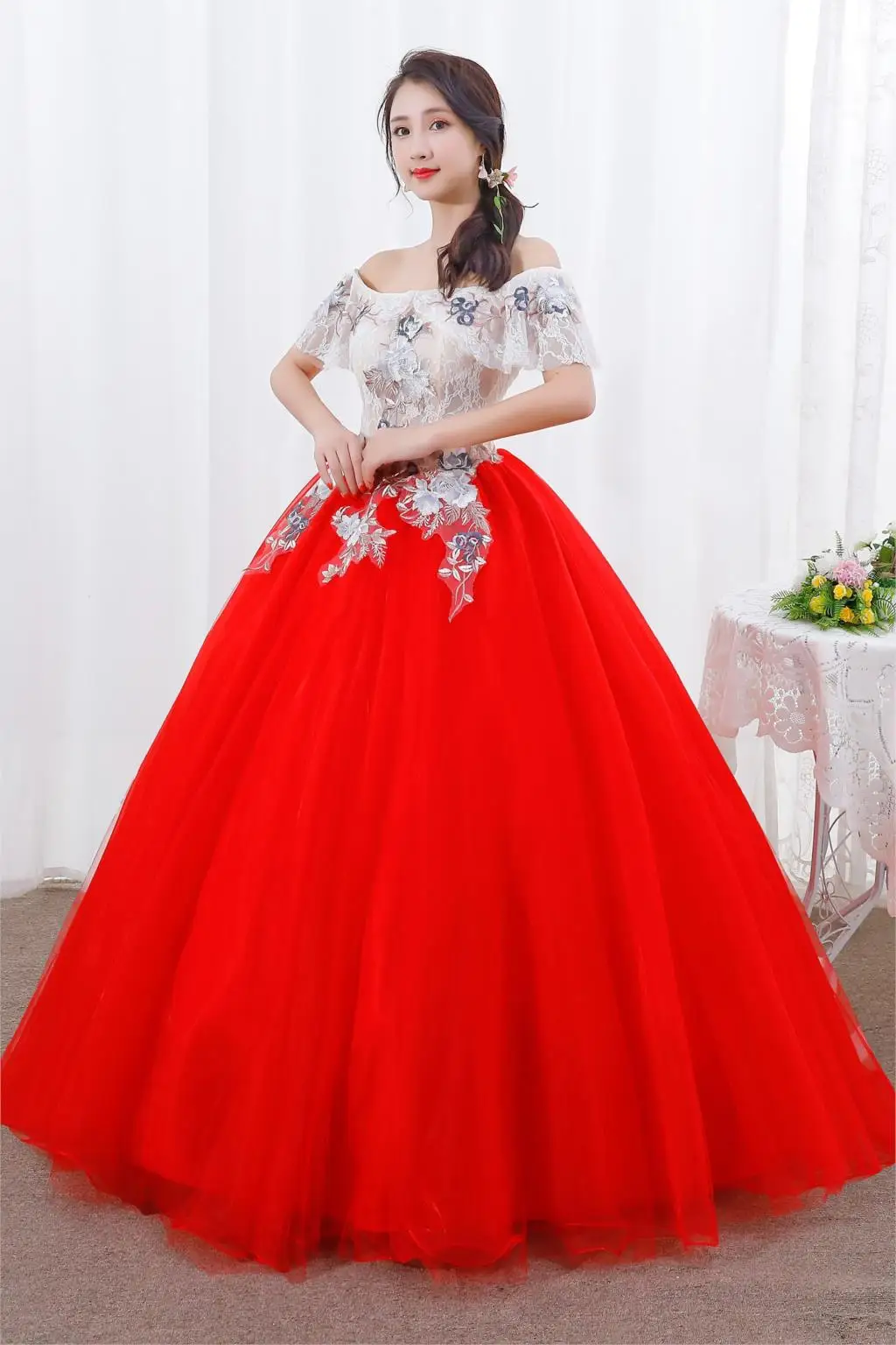 Off the shoulder New Quinceanera Dresses appliques Elegant Beautiful Vestidos De Party Prom Formal Floral Quinceanera-jurk
Off the shoulder New Quinceanera Dresses appliques Elegant Beautiful Vestidos De Party Prom Formal Floral Quinceanera-jurk