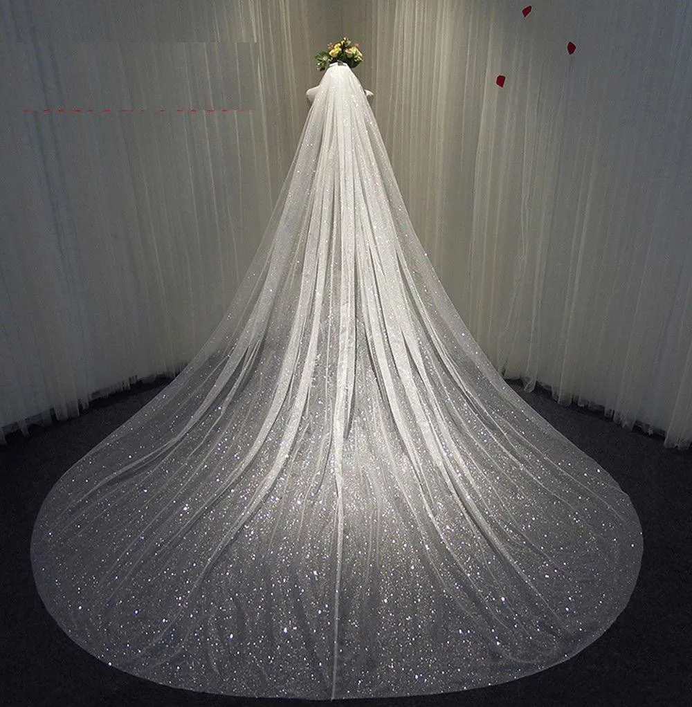 Bling Bling Bridal Veils Sparkly White Champagne Long Cathedral Sequined Wedding Veil With Comb 3X3.5Meters 1Layer velo de novia
Bling Bling Bridal Veils Sparkly White Champagne Long Cathedral Sequined Wedding Veil With Comb 3X3.5Meters 1Layer velo de novia