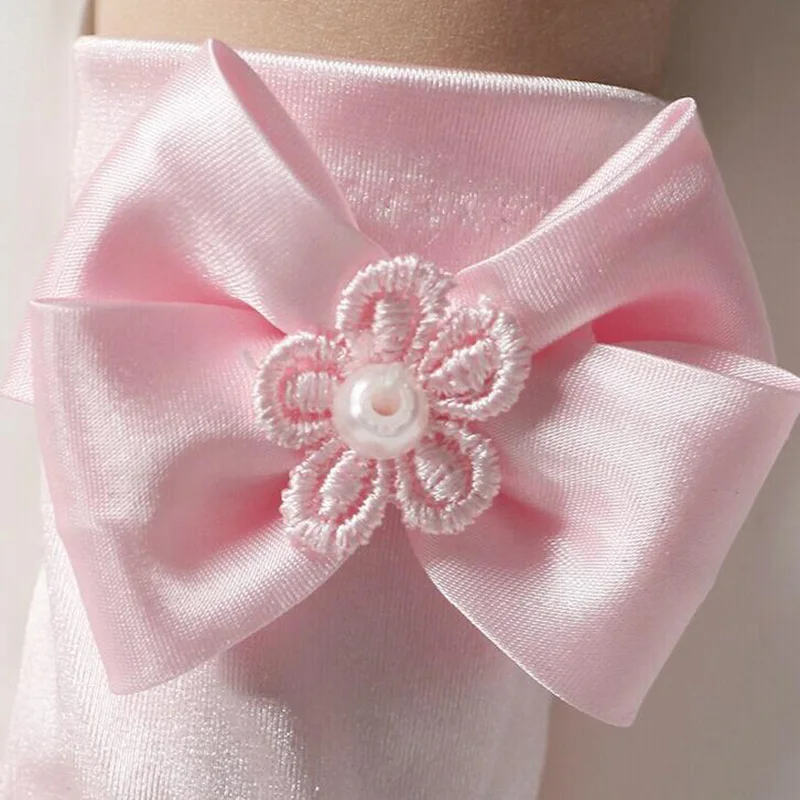 Lovely Elastic Girl Etiquette Performance Gloves Satin Pearl Flower Lace Bow Gloves Short Children Princess Dance Glove L44
Lovely Elastic Girl Etiquette Performance Gloves Satin Pearl Flower Lace Bow Gloves Short Children Princess Dance Glove L44