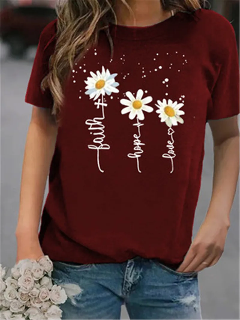 Women Summer T-Shirt Casual Short Sleeve Loose Printed Tops 2021 New Fashion Daisy Print T-Shirt Lady Streetwear Pullover Tops
Women Summer T-Shirt Casual Short Sleeve Loose Printed Tops 2021 New Fashion Daisy Print T-Shirt Lady Streetwear Pullover Tops