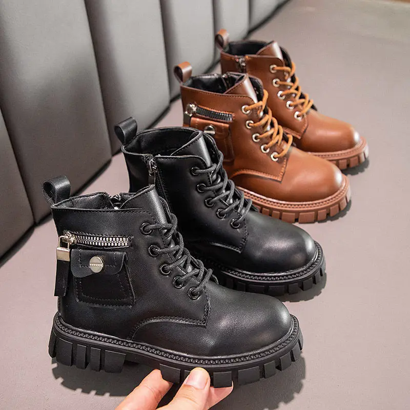 Children Martin Boots British Style Boots Boys Girls Kids Shoe Baby Toddler Boots with Bag Kids Shoes for Girls Kids Boots
Children Martin Boots British Style Boots Boys Girls Kids Shoe Baby Toddler Boots with Bag Kids Shoes for Girls Kids Boots