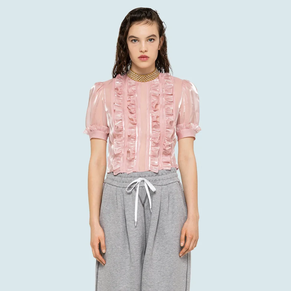 2021 spring and summer new sweet round neck puff sleeve chiffon shirt, diamond-studded folds ruffled short T-shirt top women
2021 spring and summer new sweet round neck puff sleeve chiffon shirt, diamond-studded folds ruffled short T-shirt top women
