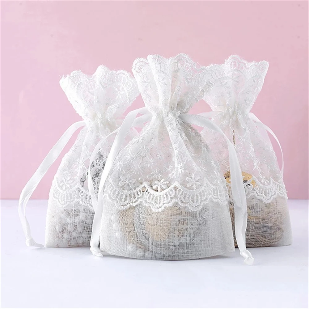 1pc White Drawstring Lace Mesh Bags Jewelry Gifts Packaging Bag Wedding Party Biscuit Candy Chocolate Bag Pouches 10x14cm
1pc White Drawstring Lace Mesh Bags Jewelry Gifts Packaging Bag Wedding Party Biscuit Candy Chocolate Bag Pouches 10x14cm
